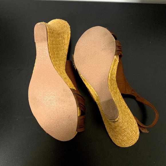 Le Chateau Peep Toe Wedges - Picture 6 of 8